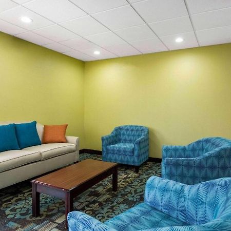 Quality Inn & Suites Arnold - St Louis Eksteriør billede